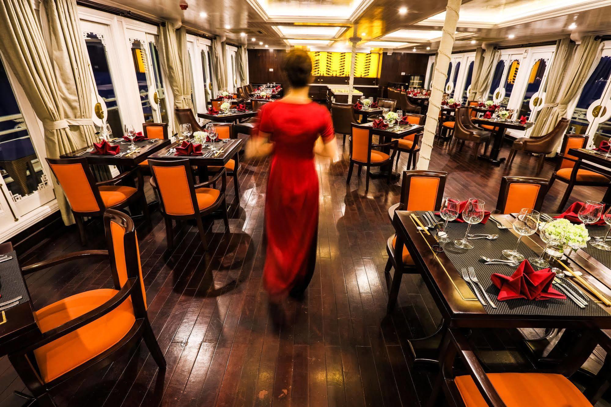 The Au Co Cruise - Managed By Bhaya Cruise Hotell Ha Long Eksteriør bilde